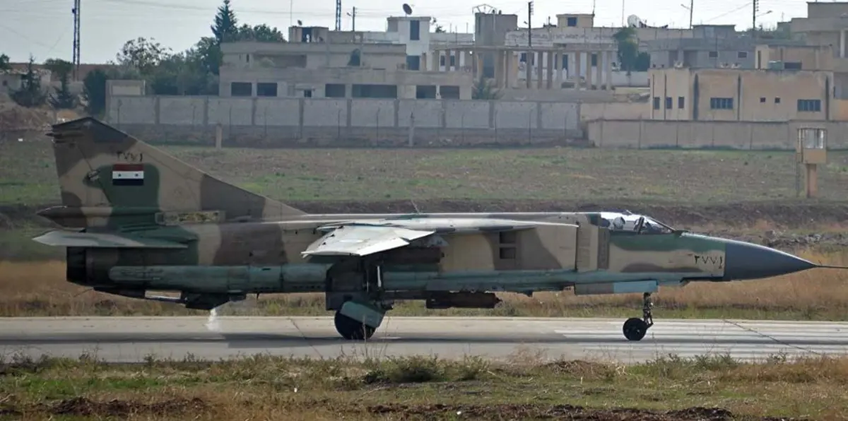تقارير: تحطم طائرة حربية سورية في مطار "الناصرية" قرب دمشق
