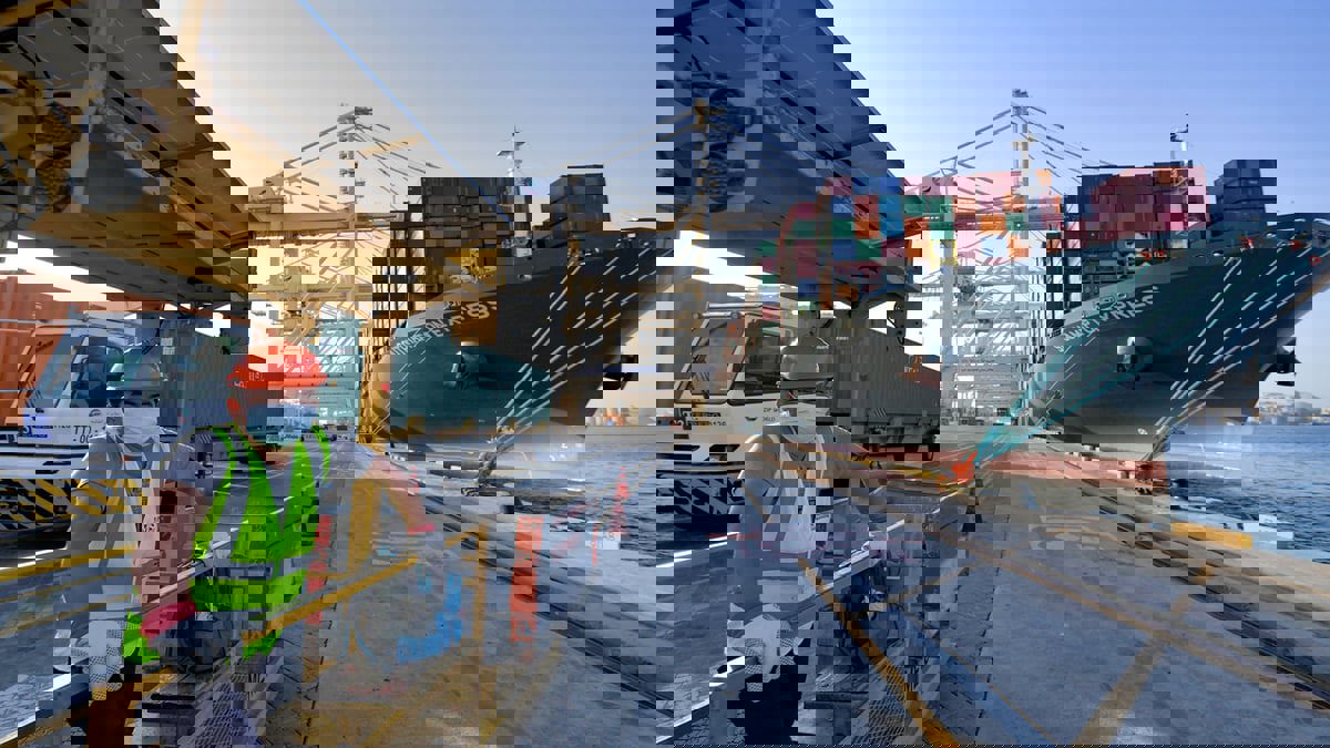 "موانئ دبي" تستبعد نهاية سريعة لاختناقات الشحن البحري العالمية‎‎