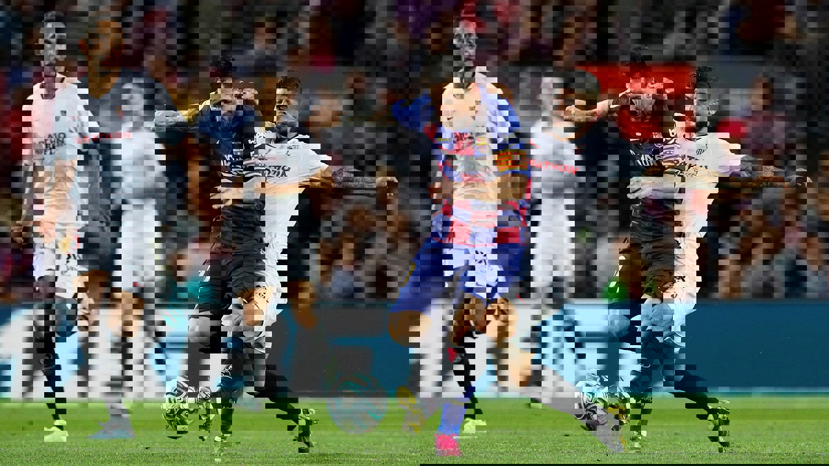 ليونيل ميسي يقترب من تحطيم رقم تاريخي للأسطورة بيليه‎