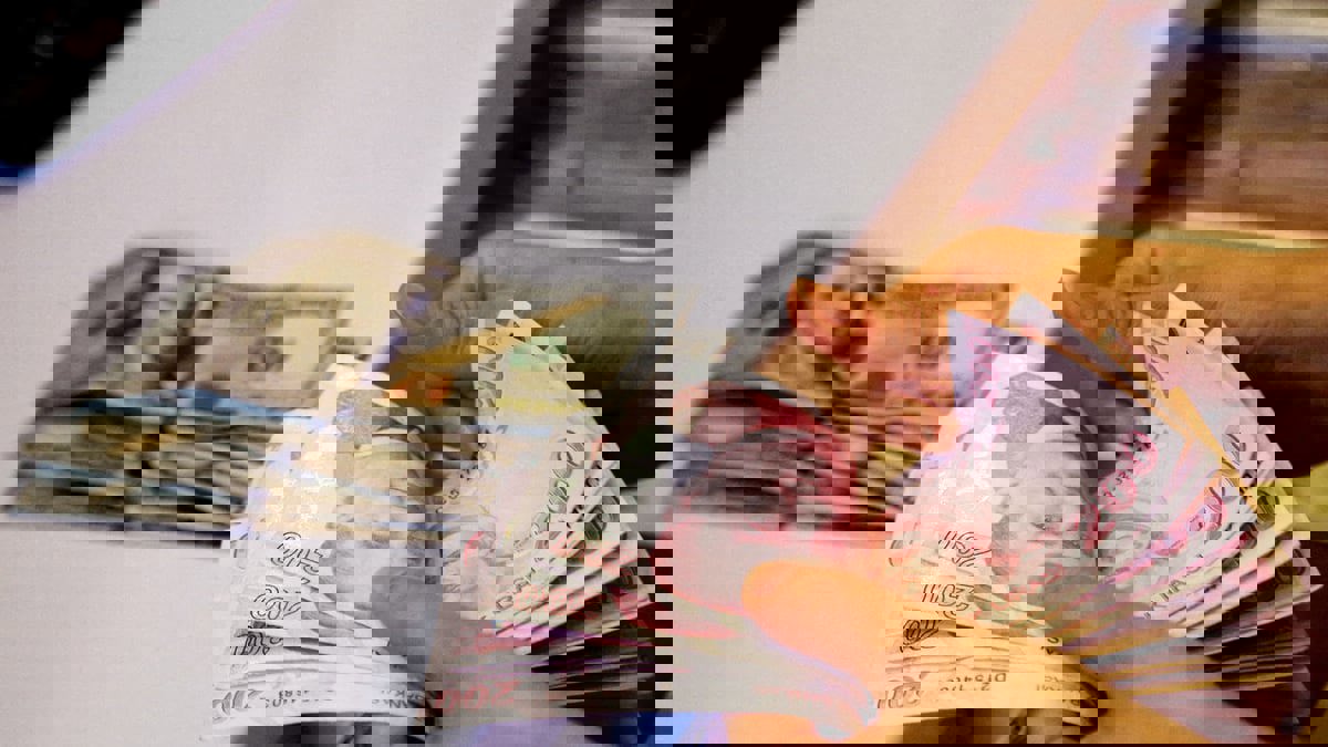 مع استمرار القلق من ارتفاع التضخم.. الليرة التركية تتراجع 5%