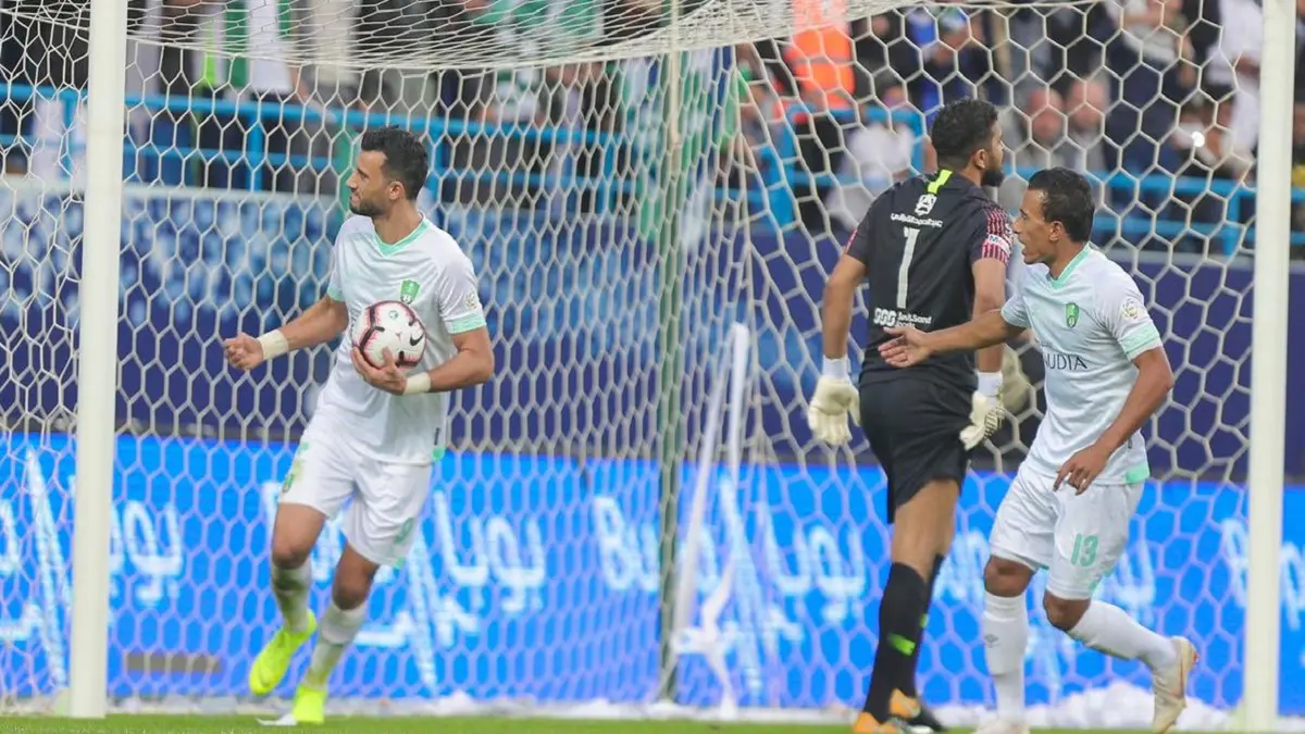 ترتيب هدافي الدوري السعودي بعد هاتريك عمر السومة وثنائية عبدالرزاق حمدالله (صورة)