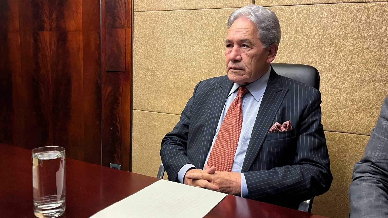 تشمل حظرًا لسلع نووية وعسكرية.. نيوزيلندا تعيد العقوبات على إيران