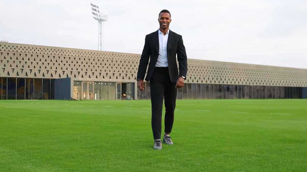 سبب مفاجئ.. سر سحب صلاحيات سيميدو في النصر السعودي 