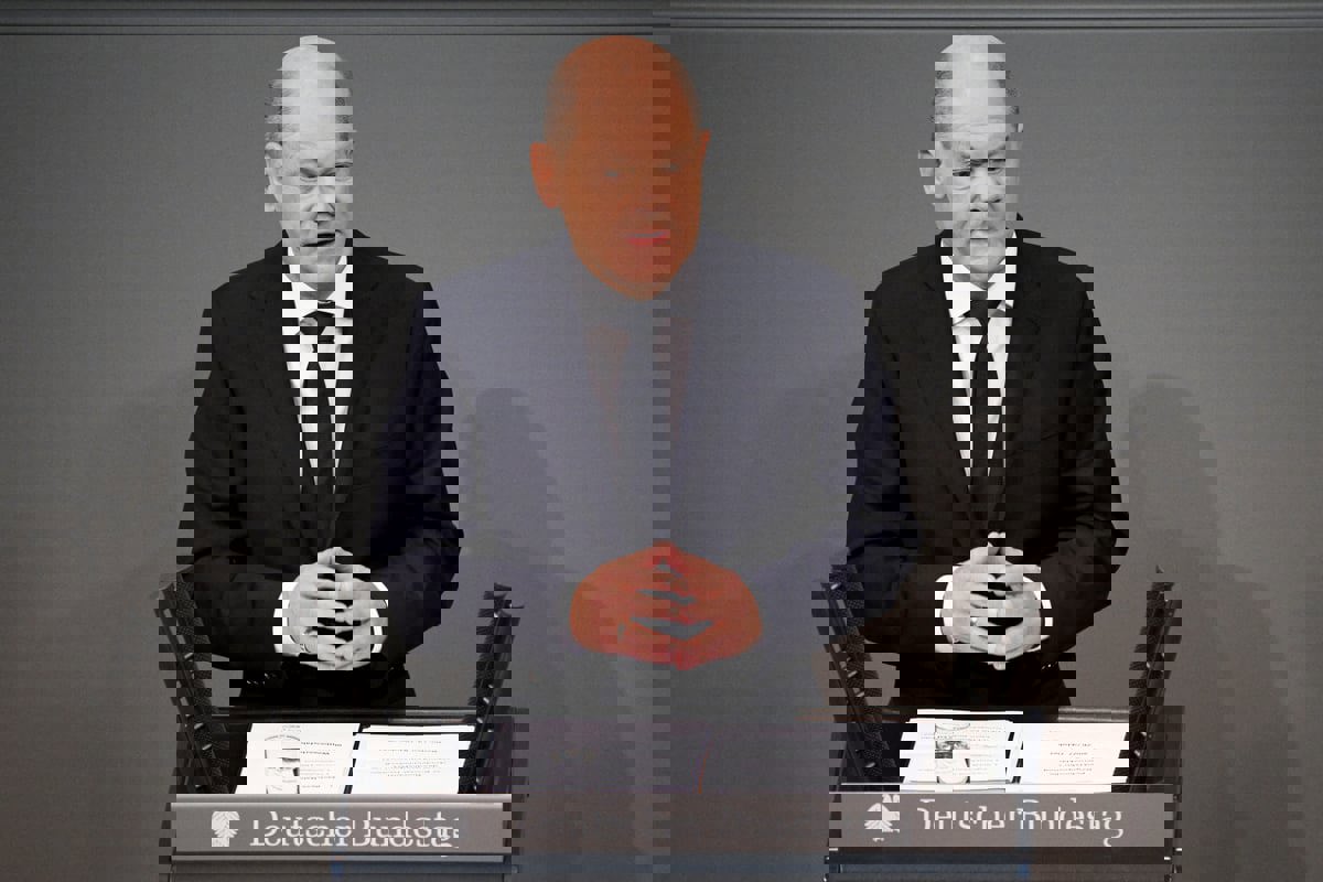 شولتس ينتقد تحذيرات بوتين "المضحكة" بشأن الحرب في غزة 