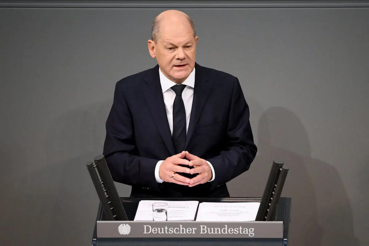 شولتس ينتقد تحذيرات بوتين "المضحكة" بشأن الحرب في غزة 