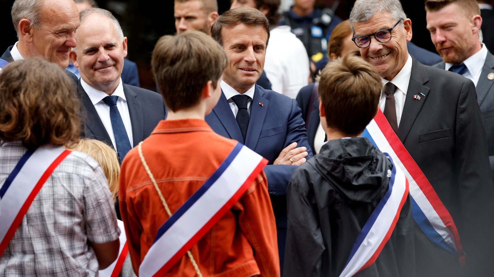 بلغة الأرقام.. انتخابات فرنسا "تاريخية وغير مسبوقة"