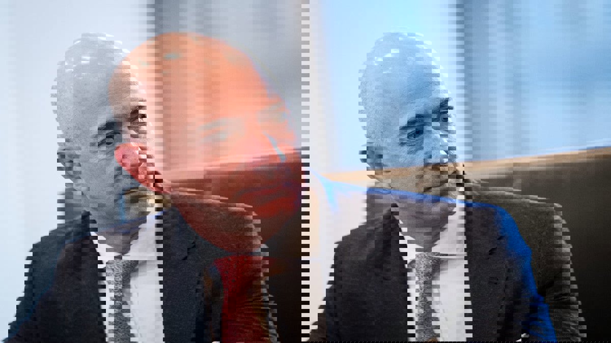 جيف بيزوس يخطط لإرسال امرأة إلى سطح القمر للمرة الأولى