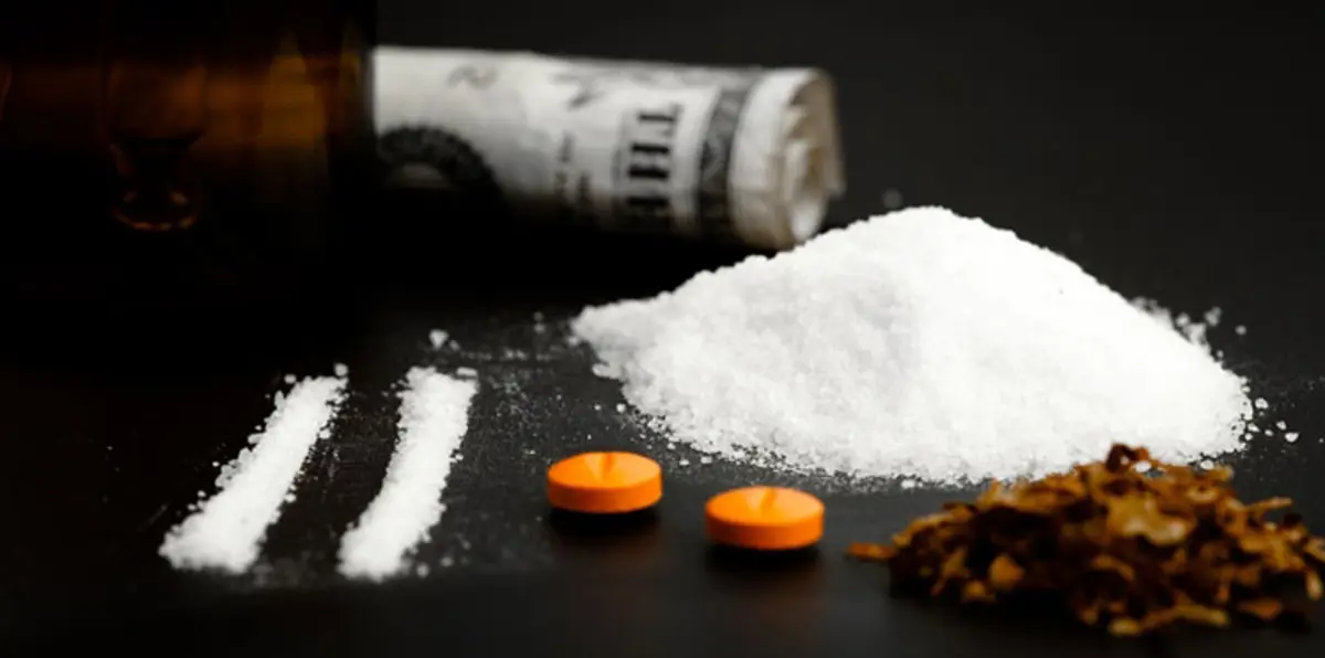 هكذا استغل خليجيان مسجدًا لبيع المخدرات