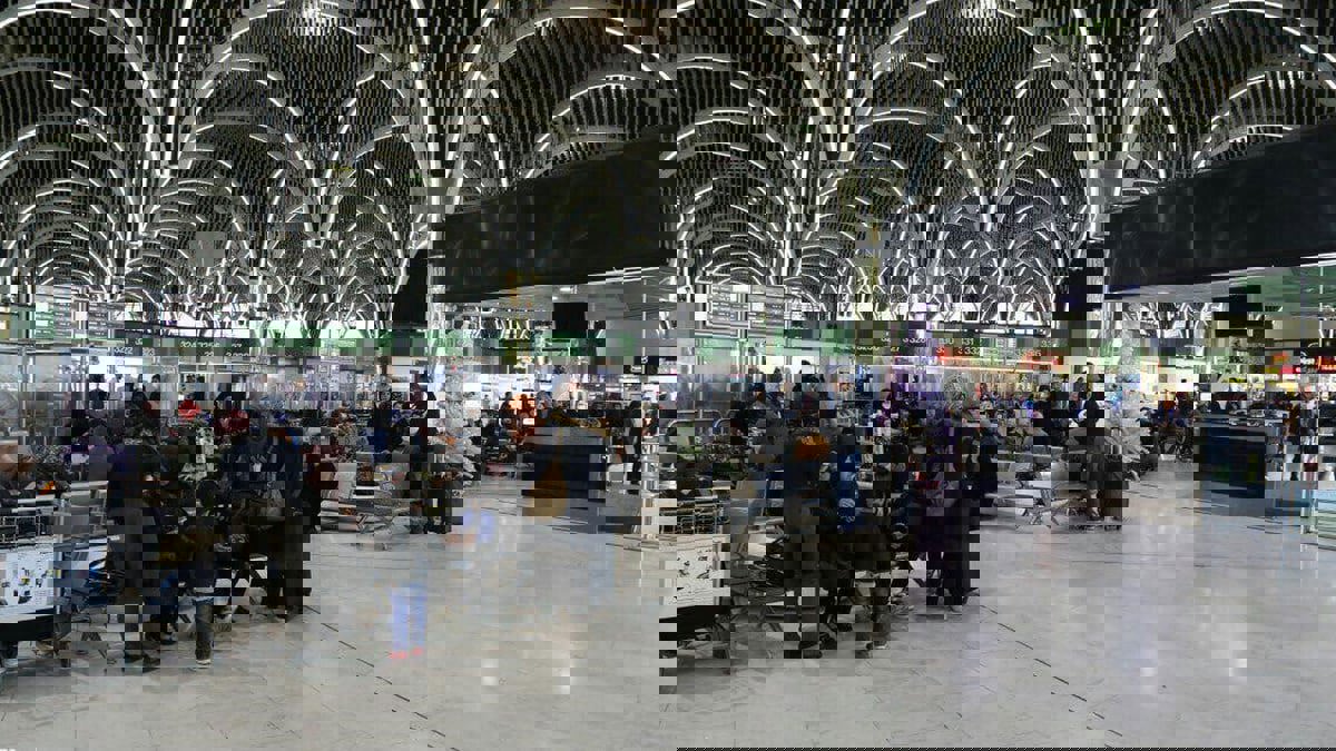 حالات اختناق جرّاء حريق في صالة المغادرة بمطار بغداد الدولي