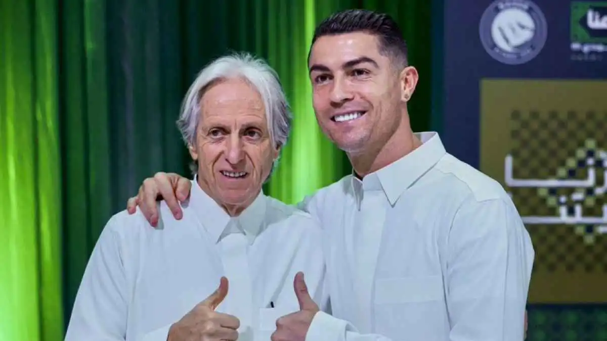 رونالدو كلمة السر.. لماذا يواجه جيسوس أصعب تحد في مسيرته؟