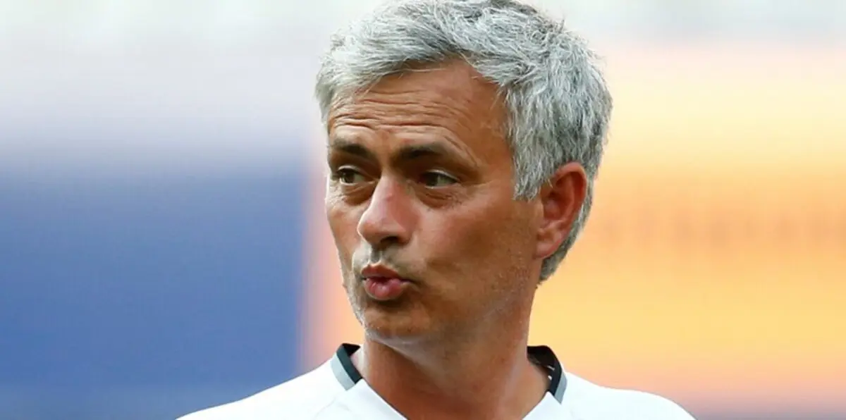 مورينيو يتغزل بجسد إبراهيموفيتش (صور)