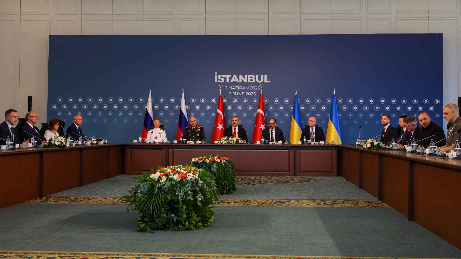 موسكو تؤكد تمسكها بعقد محادثات السلام مع كييف في إسطنبول