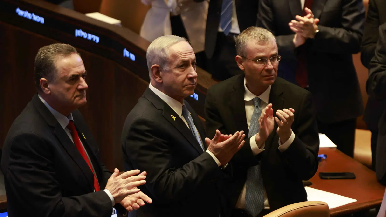 "استثمار الانتصار".. فريق نتنياهو يدفع باتجاه إجراء انتخابات مبكرة