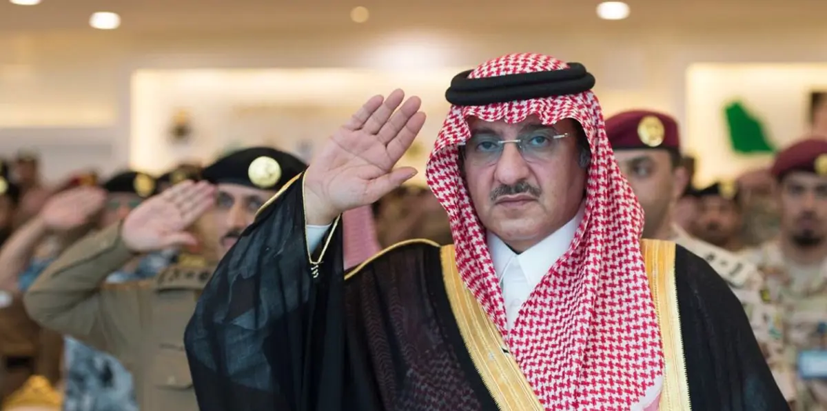 شاهد.. محمد بن نايف يخطف الأضواء مجددًا بهذه الصور