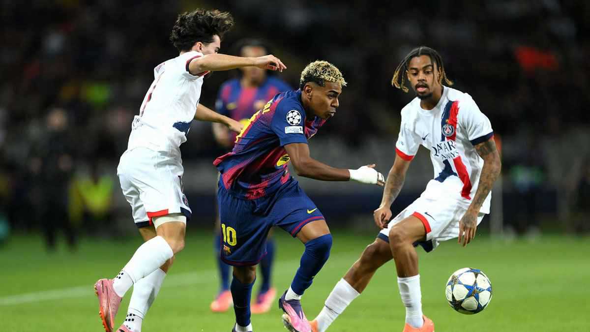 ليس لامين يامال فقط.. 4 نجوم عالميين دخلوا حسابات الهلال السعودي