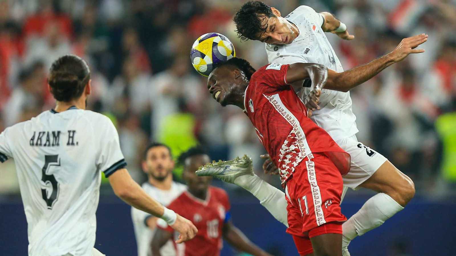 ملخص وأهداف ورجل مباراة العراق والسودان في كأس العرب 2025