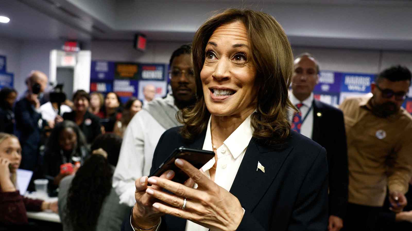 كامالا هاريس تفوز في نيو هامبشاير