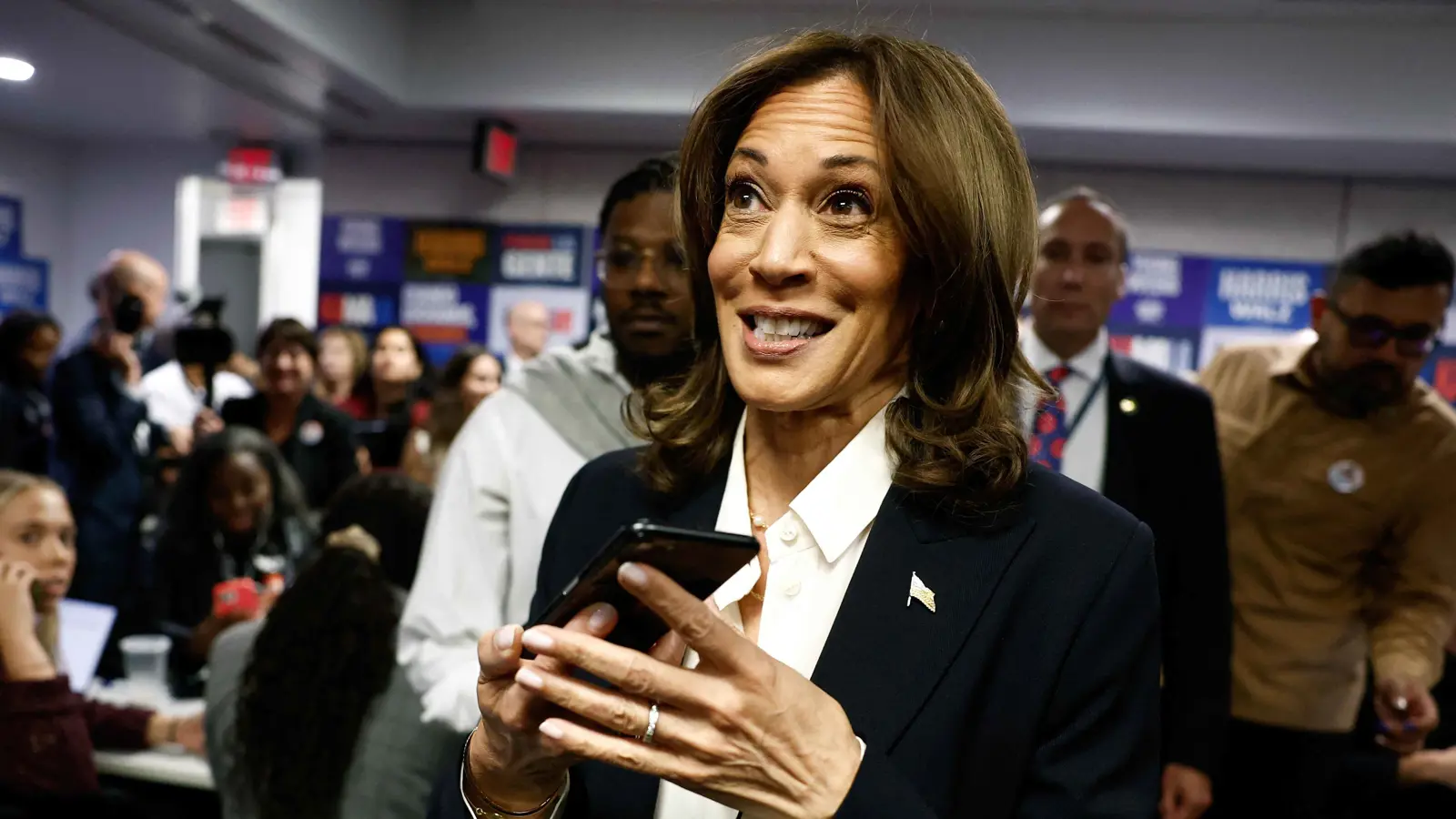 كامالا هاريس تفوز في نيو هامبشاير