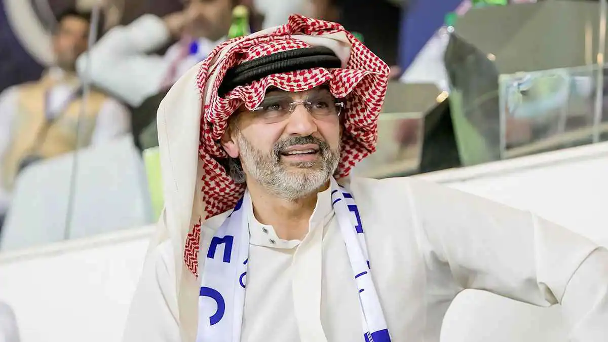 بعد حسم الاستحواذ.. أول قرارات الوليد بن طلال في الهلال