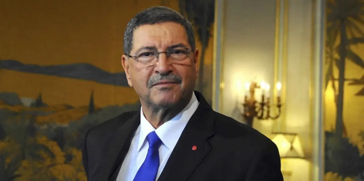 الصيد يقبل استقالة أول وزير في حكومته