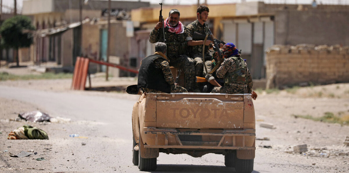 لقطات تظهر تقدم الجيش السوري في الرقة وسط الاشتباكات