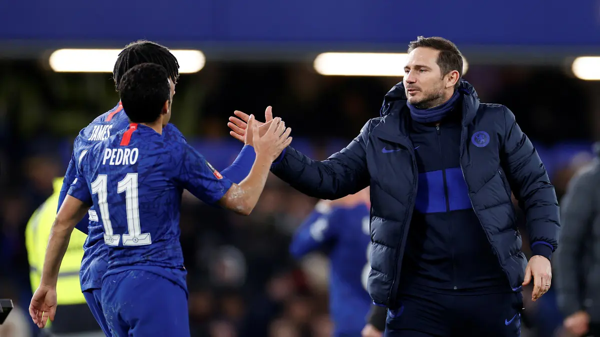 بعد الفوز برباعية على إيفرتون.. لامبارد يحذر لاعبيه من المبالغة في الثقة