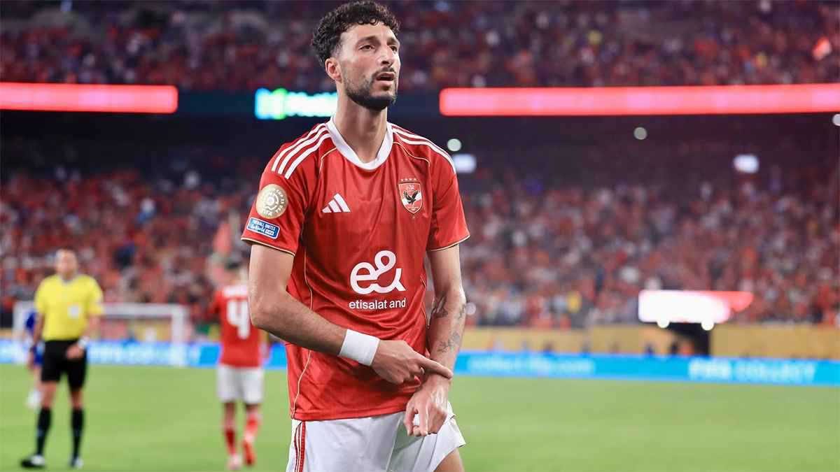 رد رسمي حول انتقال "بديل" وسام أبو علي إلى الأهلي المصري