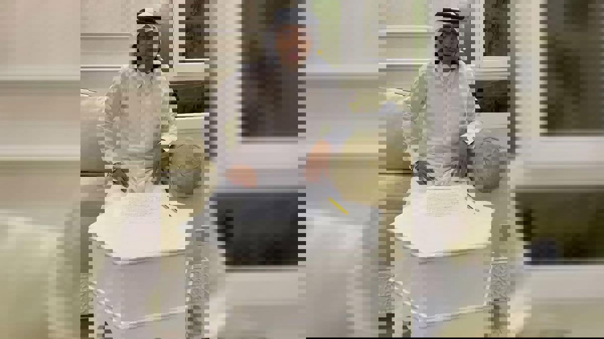 المؤبد للشاعر القطري ابن الذيب وهزاع المري وأبو شريدة (فيديو)