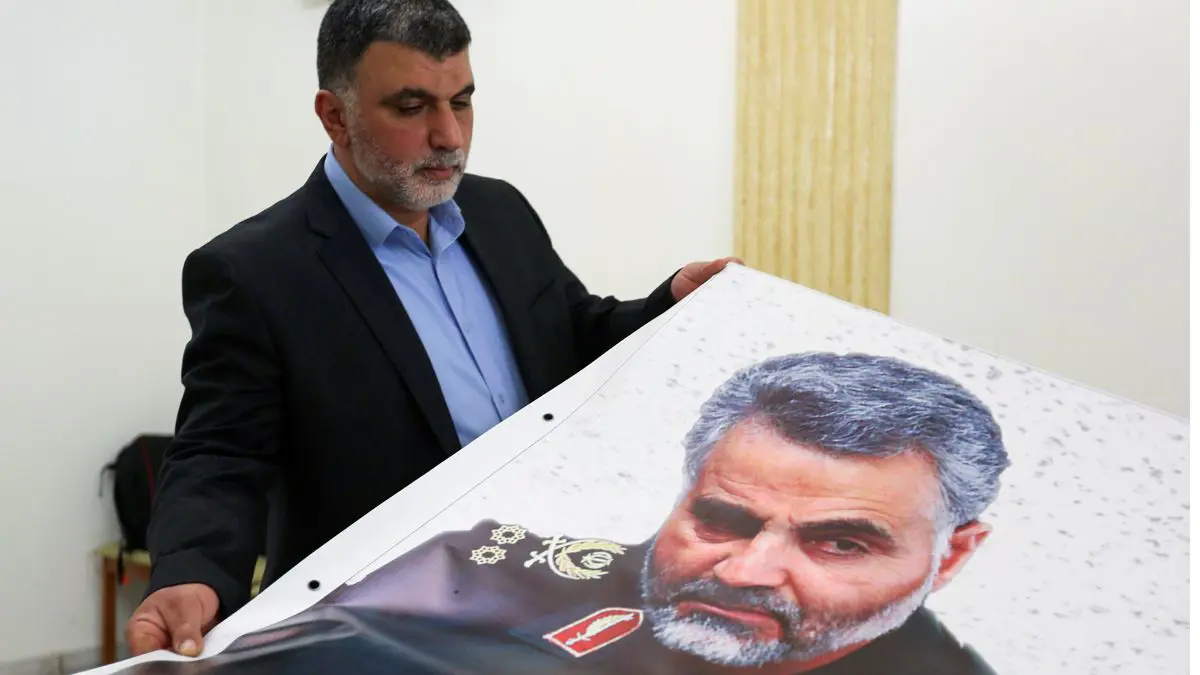 إيران.. اعتقال صحافي كردي لم يصف سليماني بـ "الشهيد"