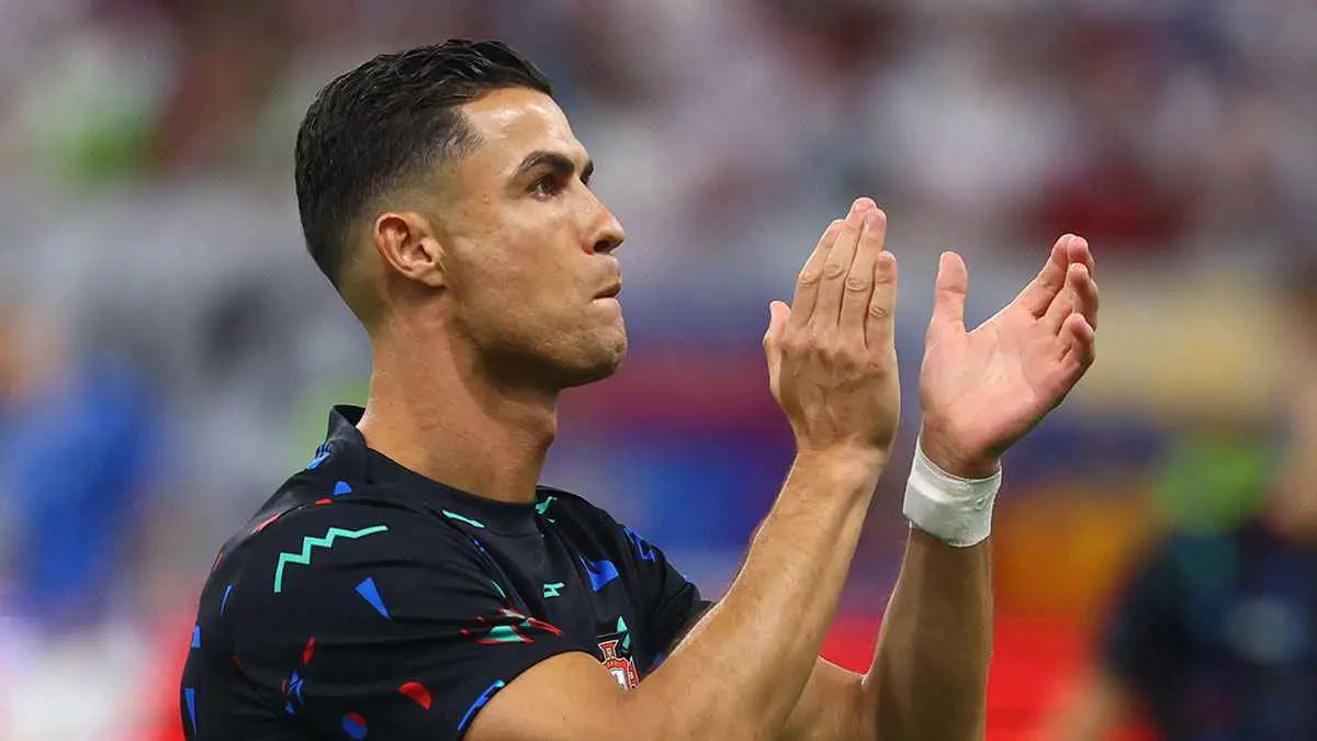 فابريزيو رومانو يحسم الجدل حول انتقال كريستيانو رونالدو إلى تشيلسي