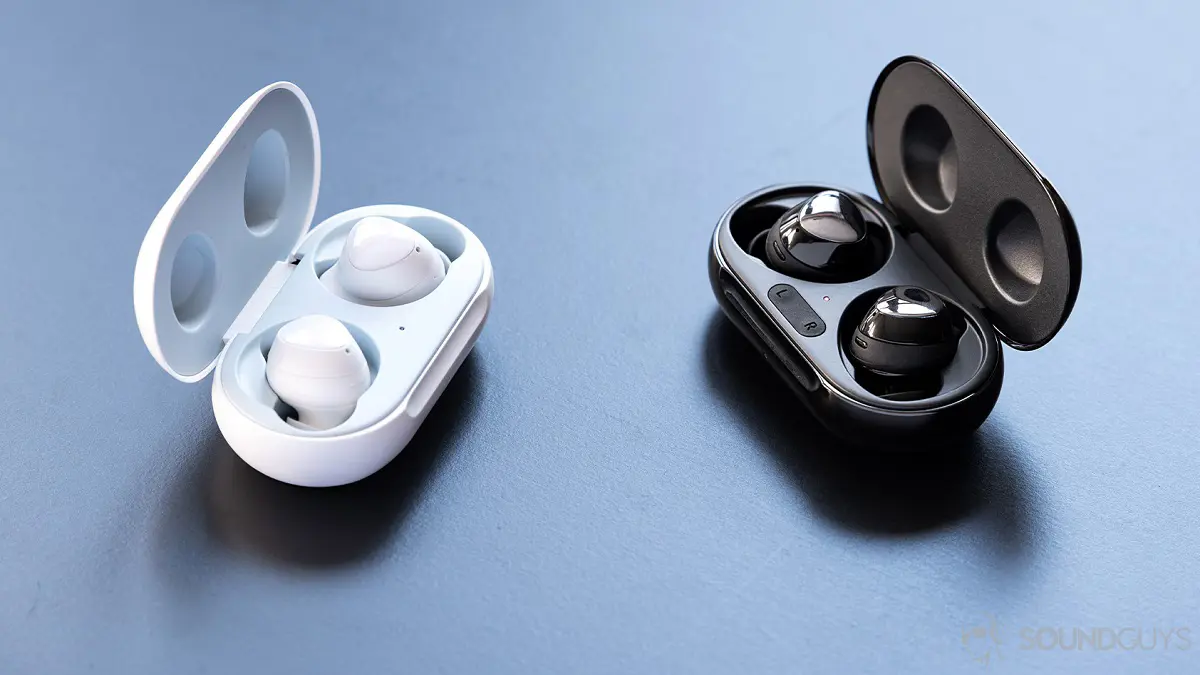 سماعات سامسونغ "galaxy buds" تحصل على ميزات الأجيال الجديدة