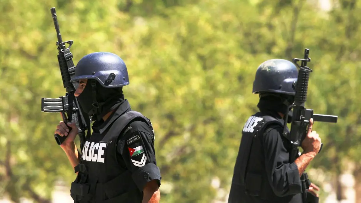 بعد "جريمة الزرقاء".. تعميم صارم للأمن الأردني بملاحقة أصحاب السوابق و"الزعران" (تسجيل صوتي)