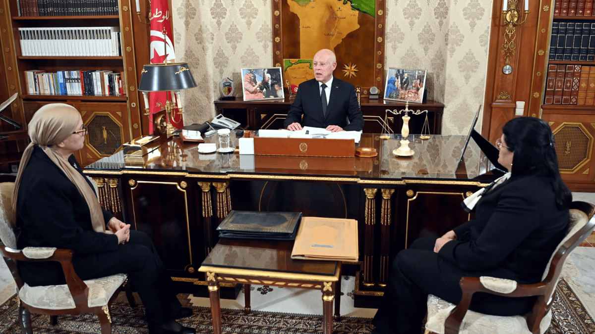 من الذي يعطل البت بقضايا الفساد في تونس؟