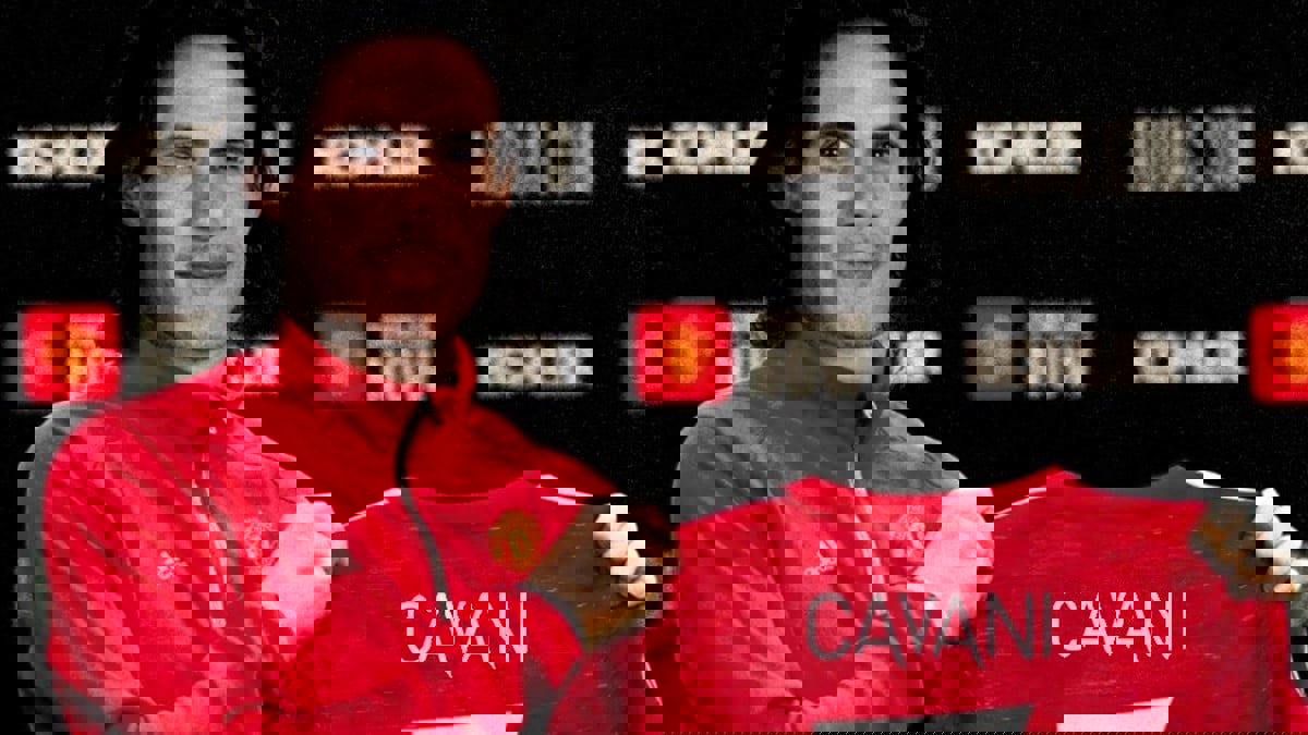 مانشستر يونايتد يبحث عن ثغرة في قوانين الحجر الصحي للدفع بكافاني أمام باريس سان جيرمان