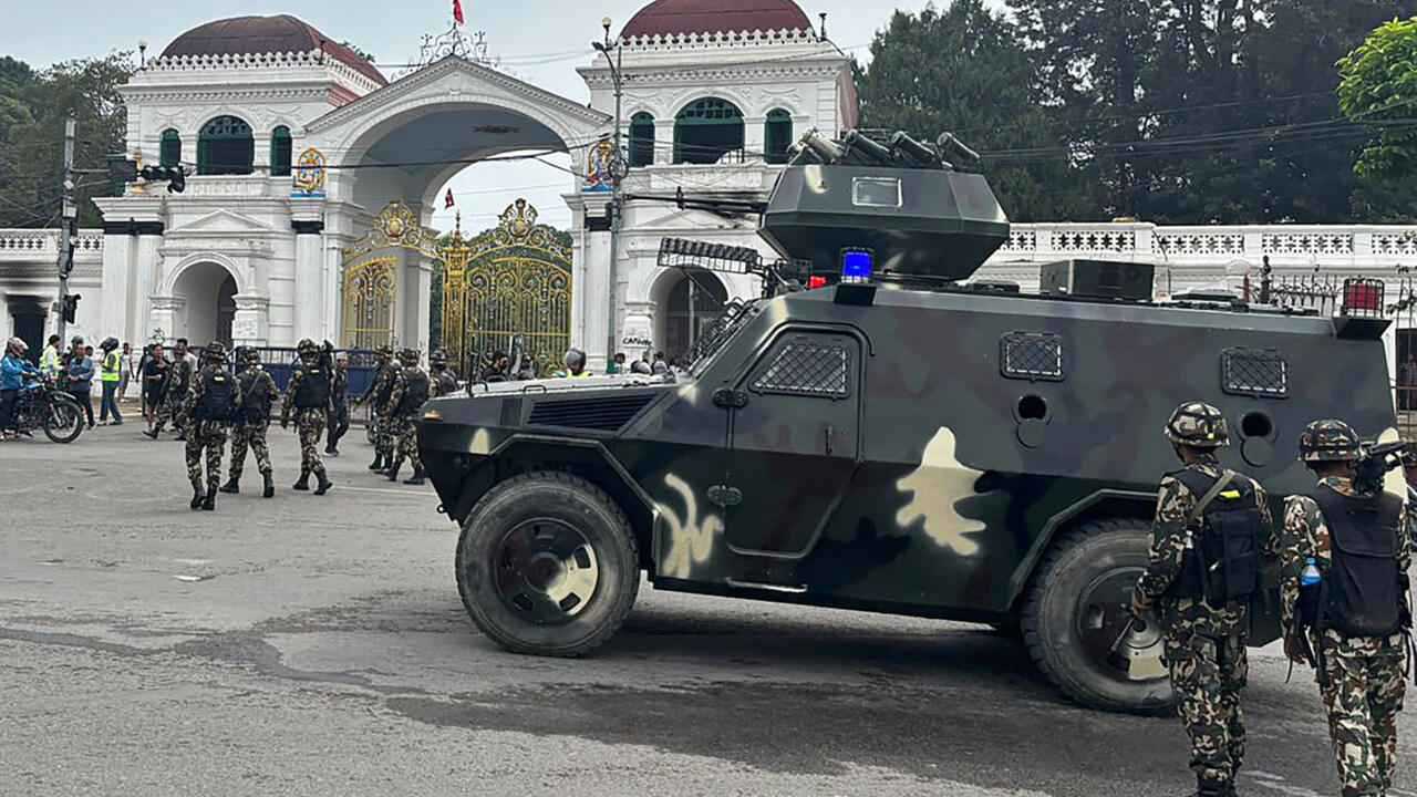 نيبال.. مرسوم رئاسي بحل البرلمان والدعوة لانتخابات مبكرة