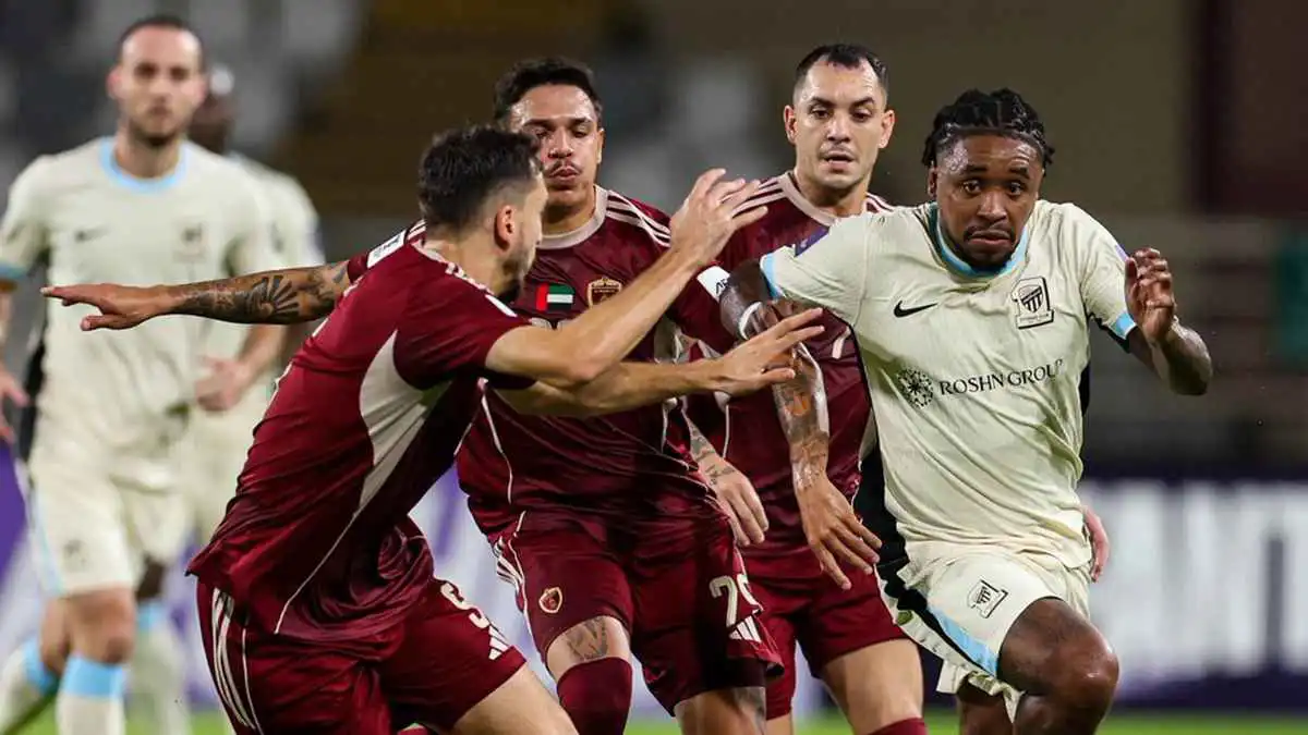 الوحدة الإماراتي يخطف فوزا دراميا من الاتحاد السعودي بدوري أبطال آسيا للنخبة