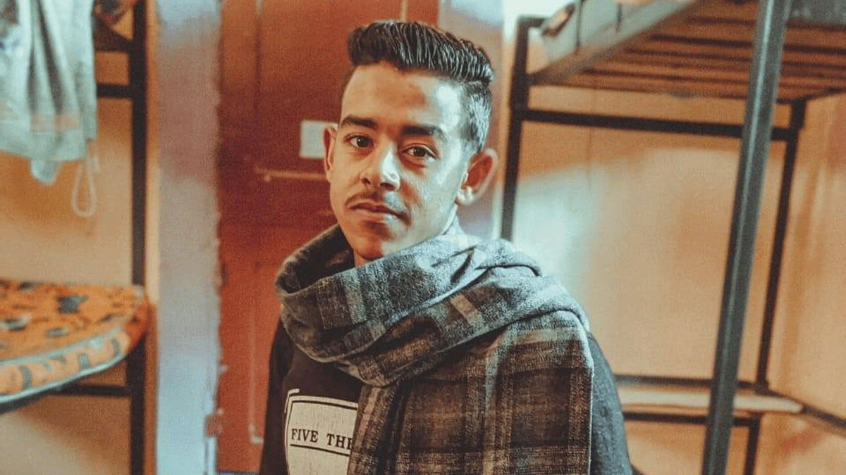 مصر.. صاحب البث المباشر لتصادم القطارين ينفي علمه بالإخوان ويبرر سبب التصوير (فيديو)