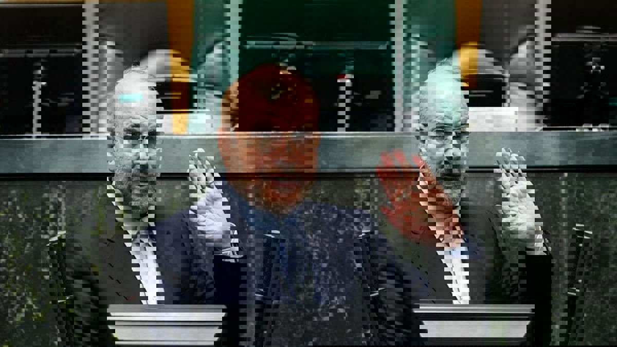 انتخاب قاليباف رئيسا لمجلس الشورى الإيراني