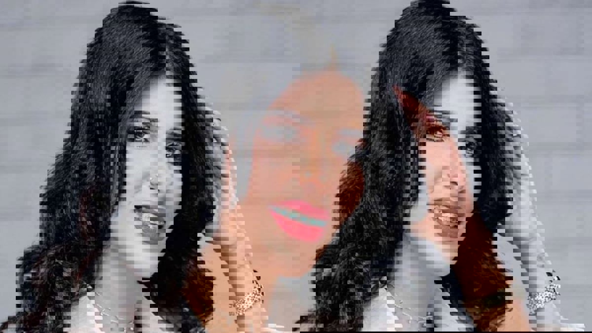 أروى عمر ترد على اتهامها بخرق القانون الإماراتي