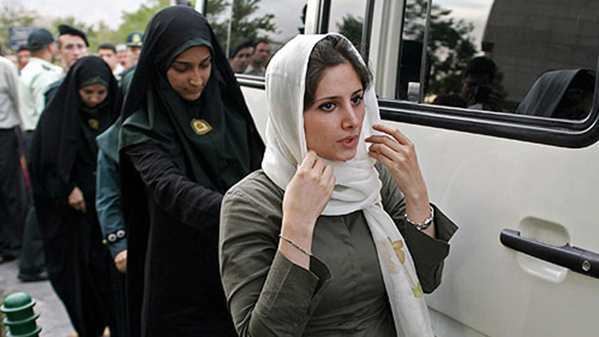 الخارجية الأمريكية تدين قمع المعارضات للحجاب في إيران