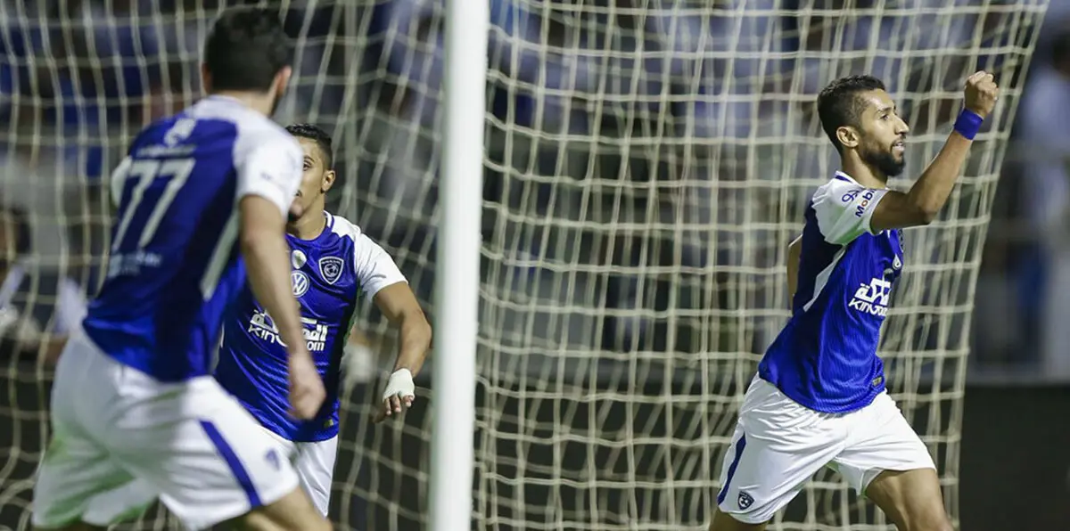 من سيقود أول تدريب لنادي الهلال السعودي يوم الجمعة المقبل؟