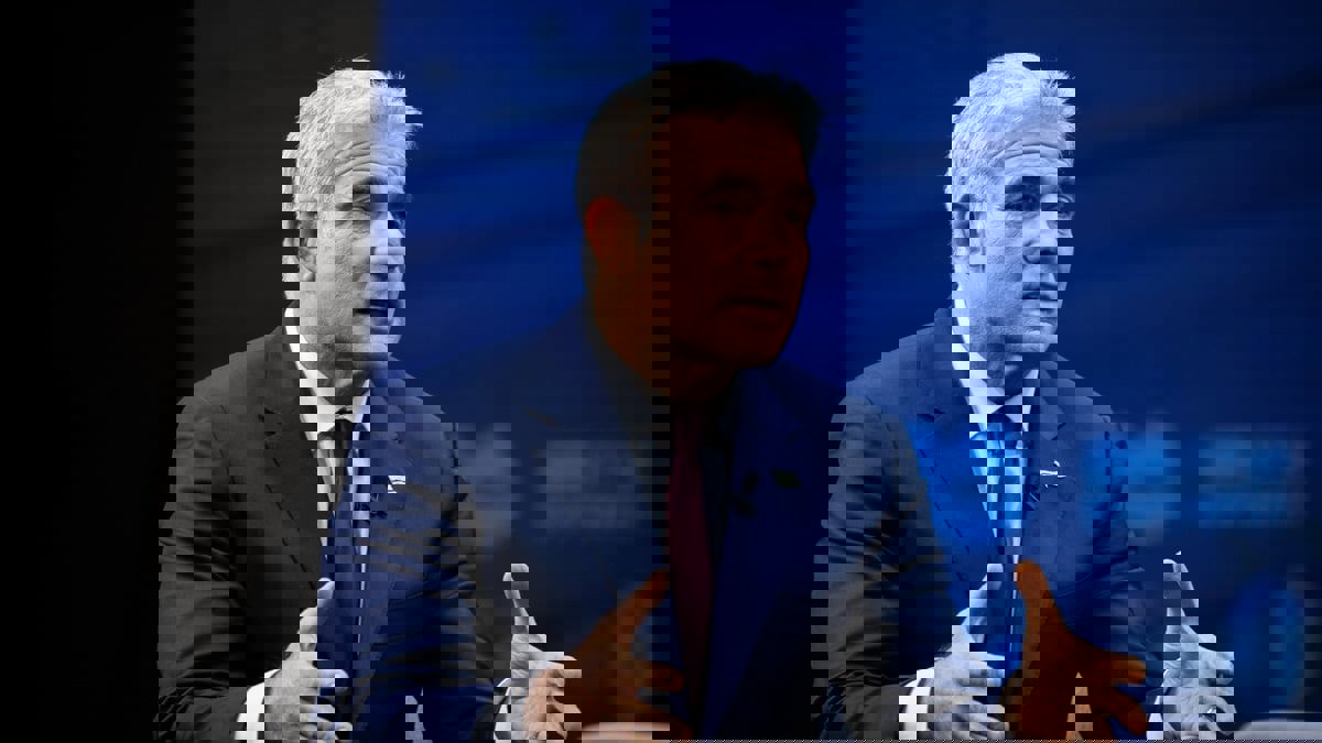 صحيفة إسرائيلية: وزير الخارجية لابيد يدفع باتجاه حل الحكومة والكنيست