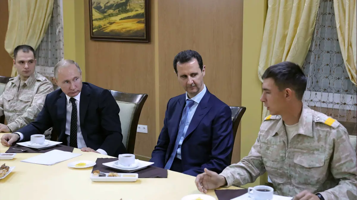 لضمان أمن جنودها وتقليص النفوذ الإيراني... روسيا تسعى إلى إصلاح الاستخبارات السورية عبر 3 سيناريوهات