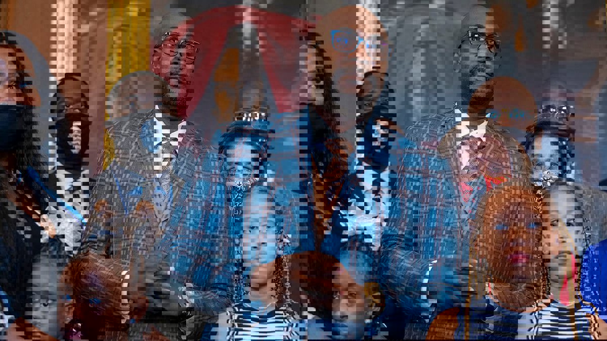 عائلة جورج فلويد تقاضي كاني ويست 