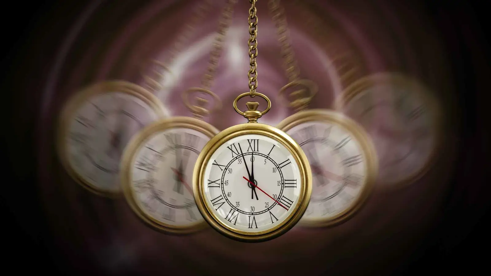 ضبط محتال استخدم التنويم المغناطيسي للإيقاع بضحيته (فيديو)