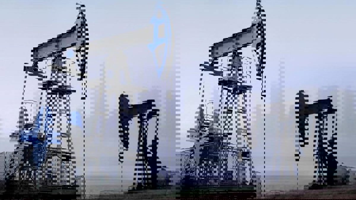 النفط يتجه لتسجيل خسارة أسبوعية وسط مخاوف من الركود