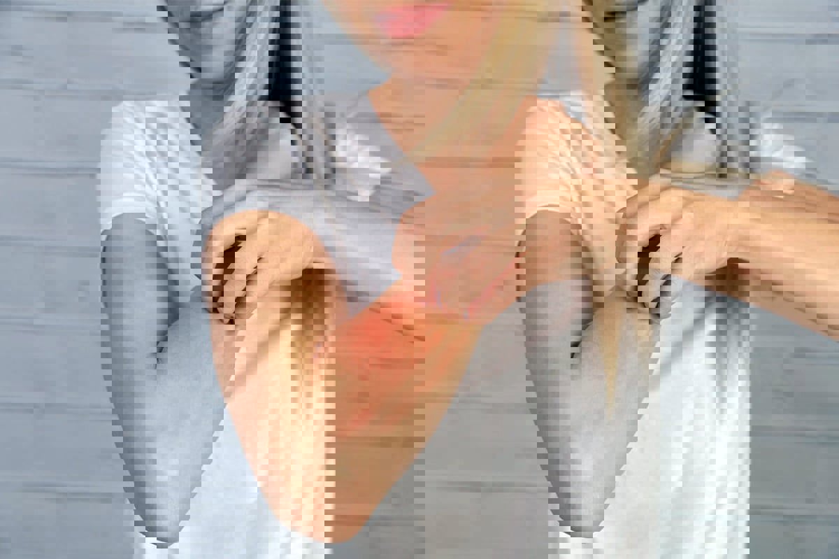 هل تعاني من حساسية الجلد؟.. تعرف على هذه العلاجات الطبيعية