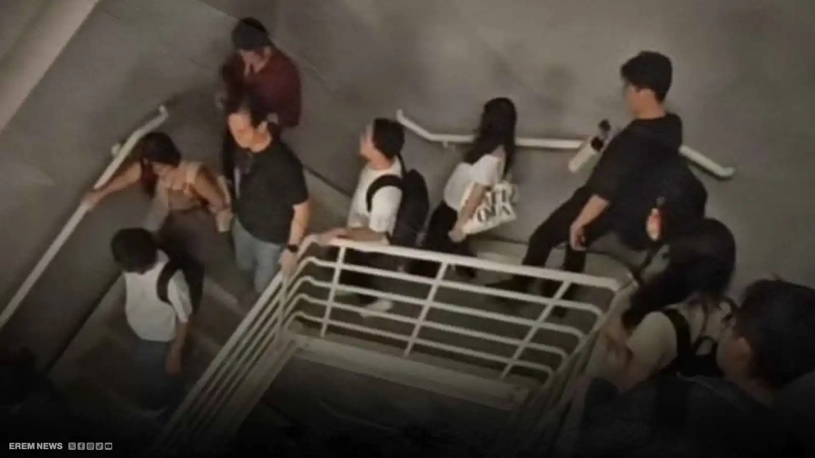 من الطابق 106.. عطل كهربائي يحاصر الموظفين بناطحة سحاب (فيديو إرم)