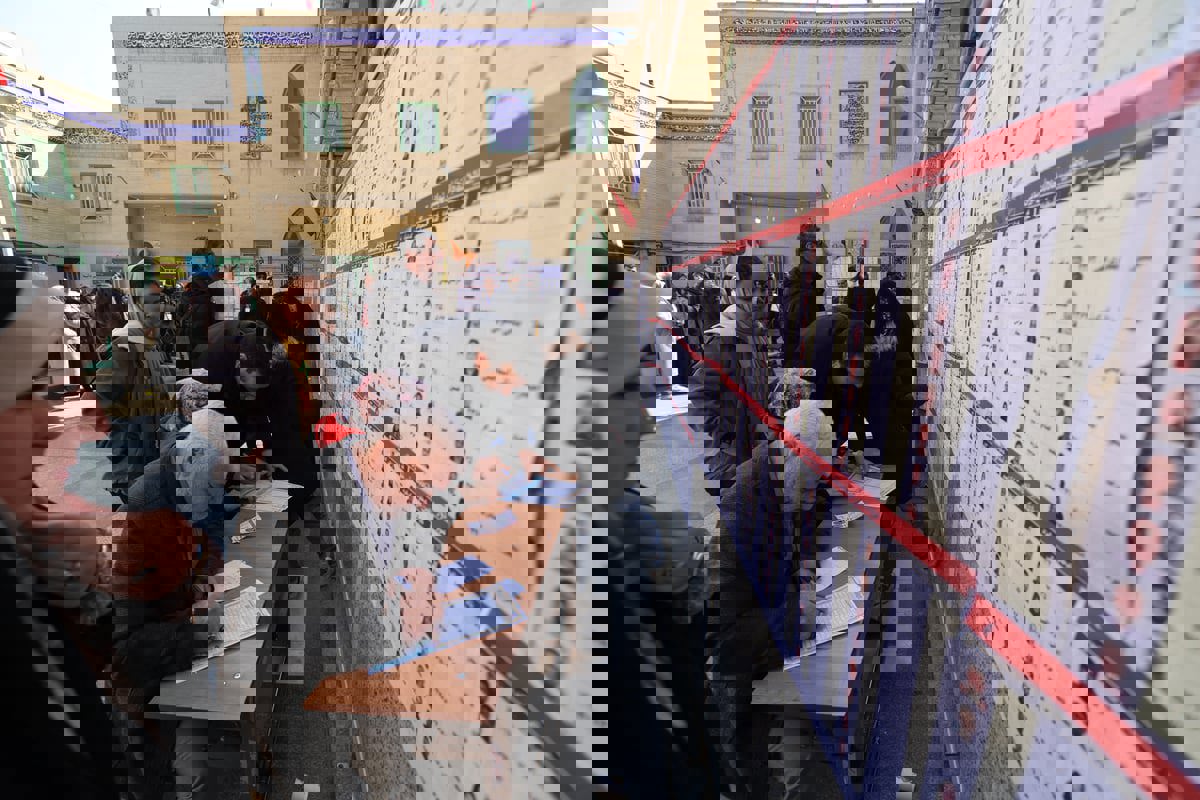 إيران.. الإصلاحي محمود صادقي يترشح للانتخابات الرئاسية