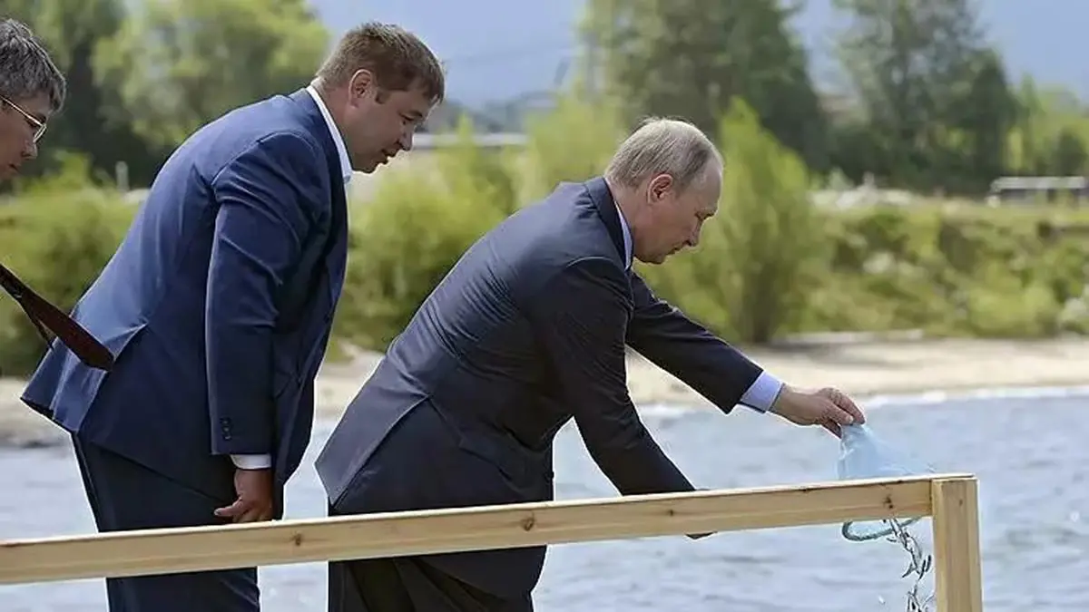 ما حقيقة ارتداء بوتين سترة واقية من الرصاص؟